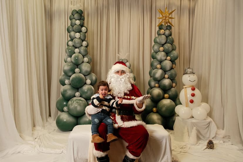 Breakfast with Santa (BWS2024-109) — photograph by Steven Lelham
