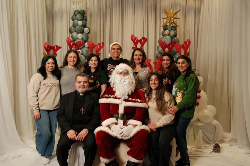 Breakfast with Santa (BWS2024-125) — photograph by Steven Lelham