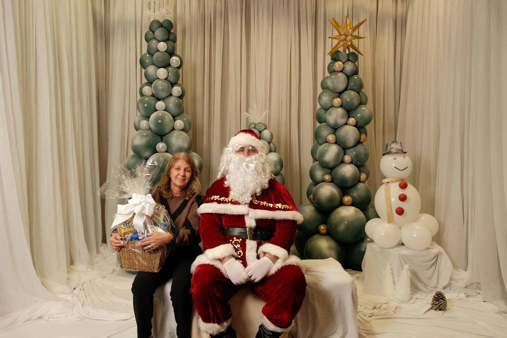Breakfast with Santa at Larsa Hall