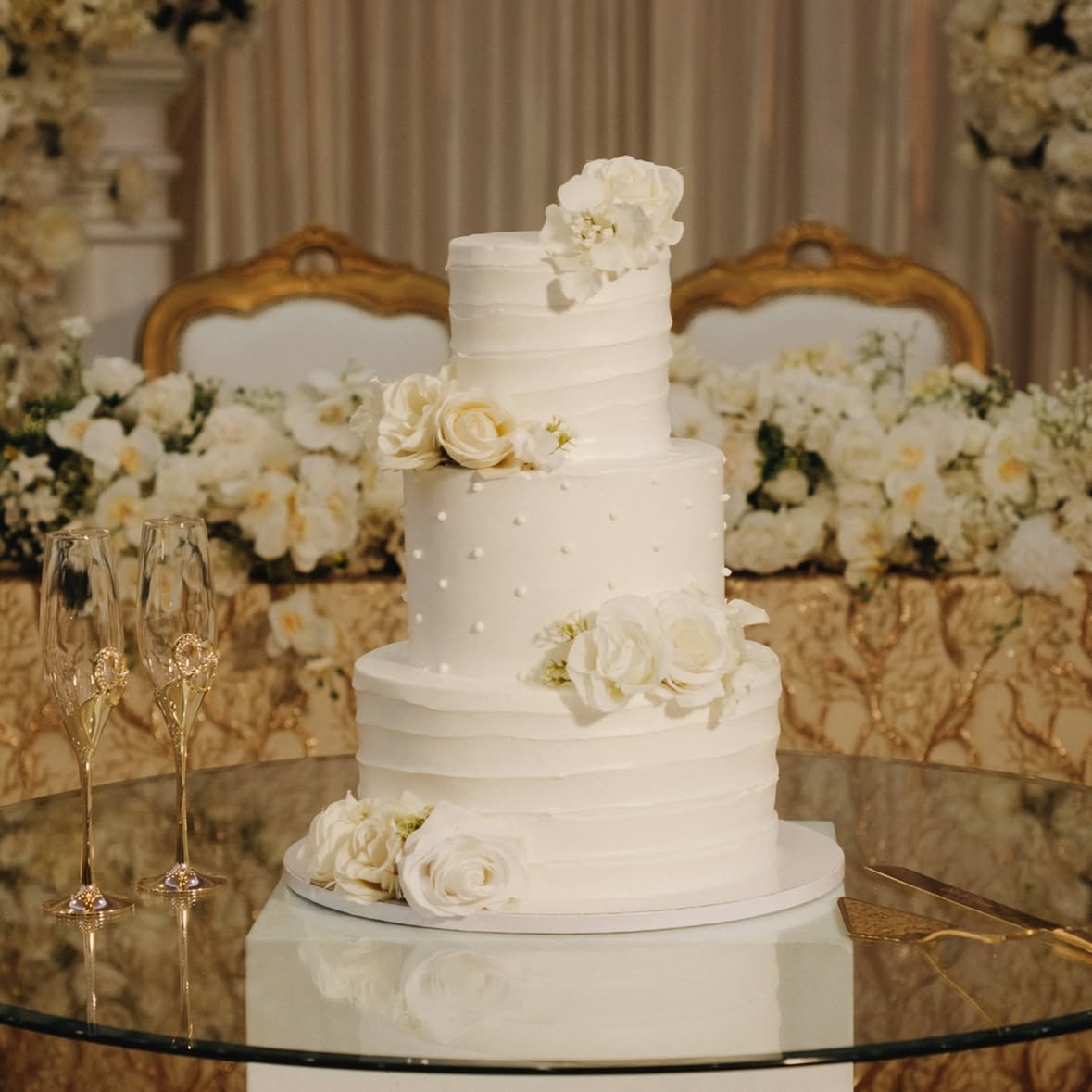 Vivi and Elie wedding cake