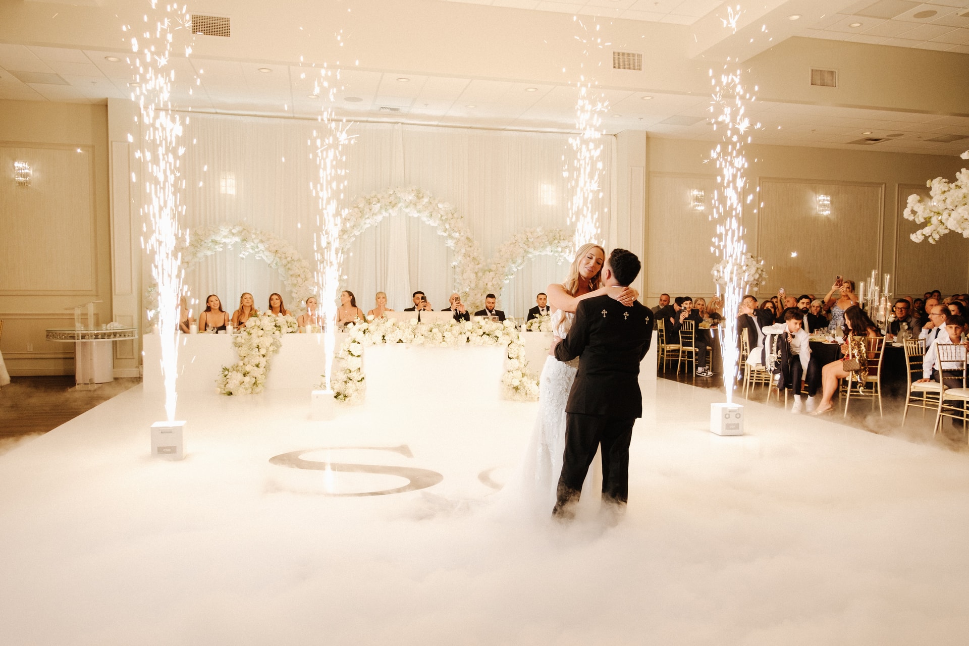 First dance at Grand Oak — couples photography by Steven Lelham in Turlock, CA
